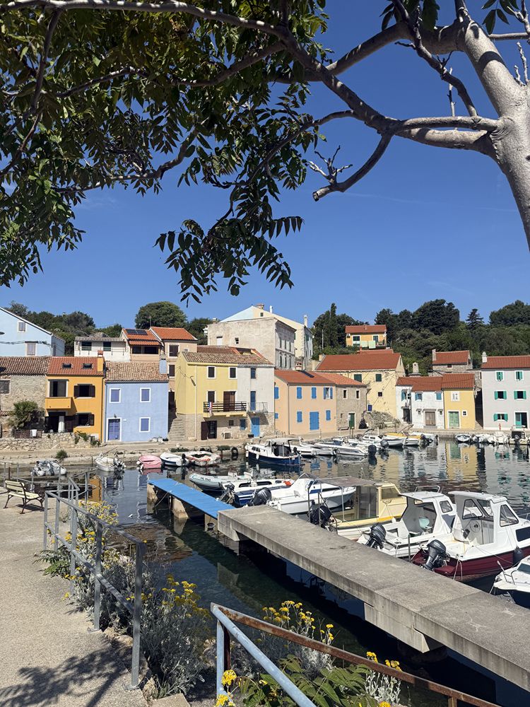 Lussino cosa vedere dove mangiare e spiagge da non perdere 